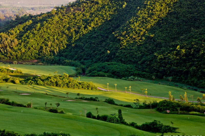 Dragon Valley Golf Club Sanya Hainan Island8